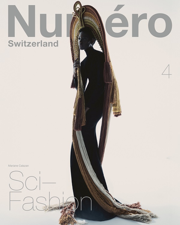 Numéro 4 Sci-Fashion Issue - Mariane Calazan PRINT